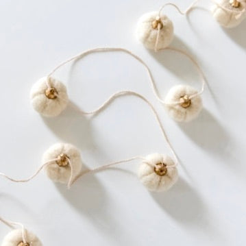 Shiraleah - Harvest Pumpkin Garland, Ivory - Monogram Market