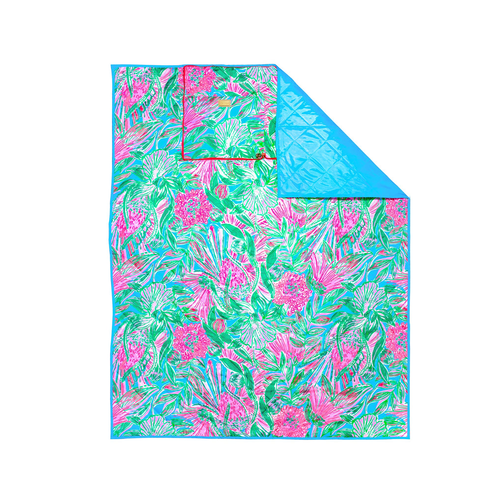 Lilly Pulitzer Beach & Picnic Blanket, Coming in Hot - Monogram Market